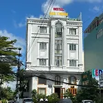 Hotel Giathinh